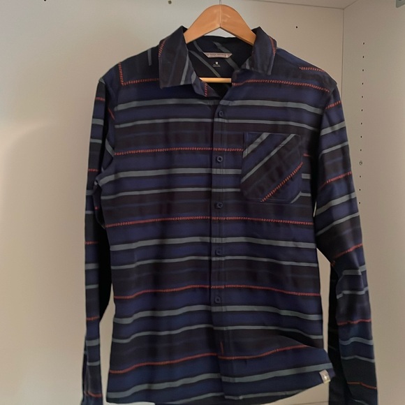 Smartwool Men’s long sleeve button down - Size Medium - Picture 1 of 3